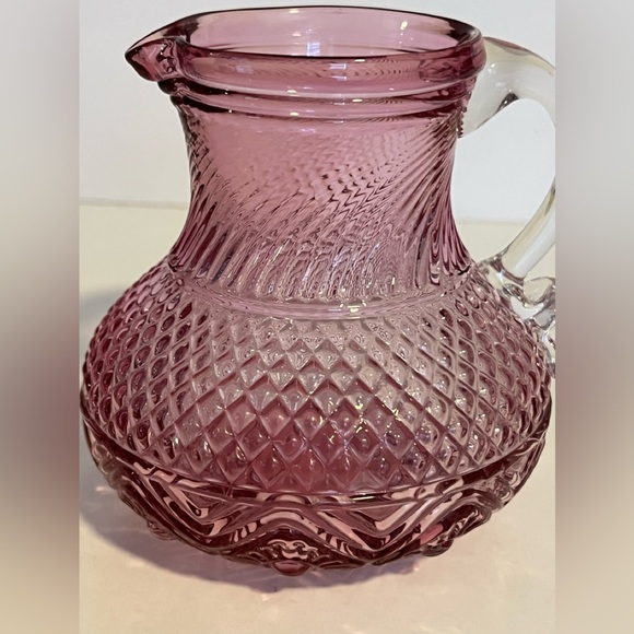 Vtg 70’s Pilgrim Art Glass Hand Blown Cranberry Pitcher Bennington Pattern 4.5” - Picture 1 of 7